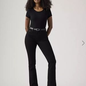 Levi's 725 High Rise Bootcut Women's Jeans